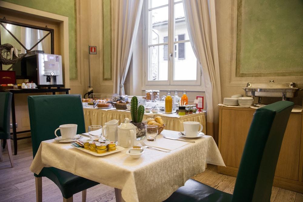 Residenza Fiorentina Florence Luaran gambar